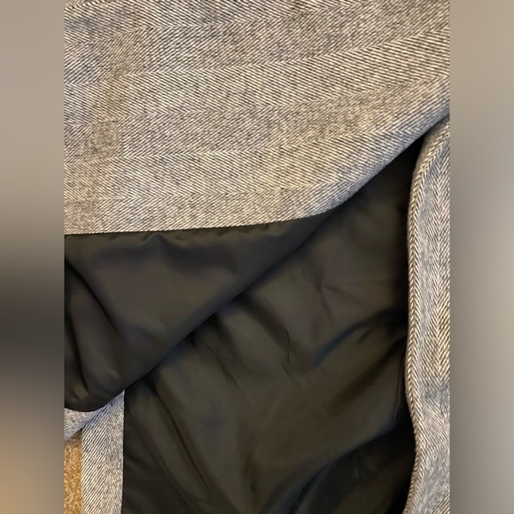 Women’s Old Navy Oversized Long Grey Herringbone Coat Size XS - Picture 6 of 7